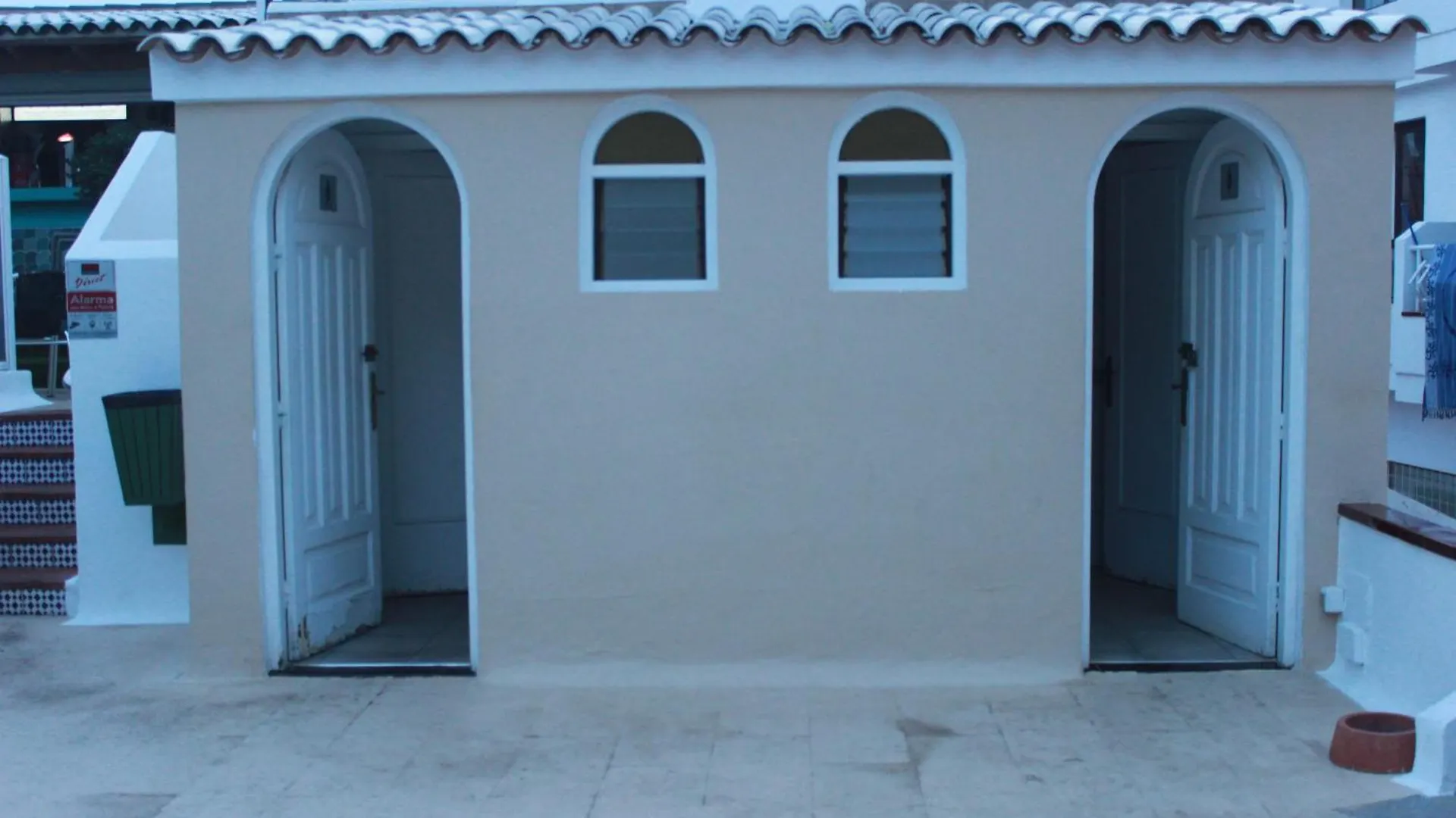 Los Cristianos Tipaki Home 0*, Los Cristianos (Tenerife) İspanya