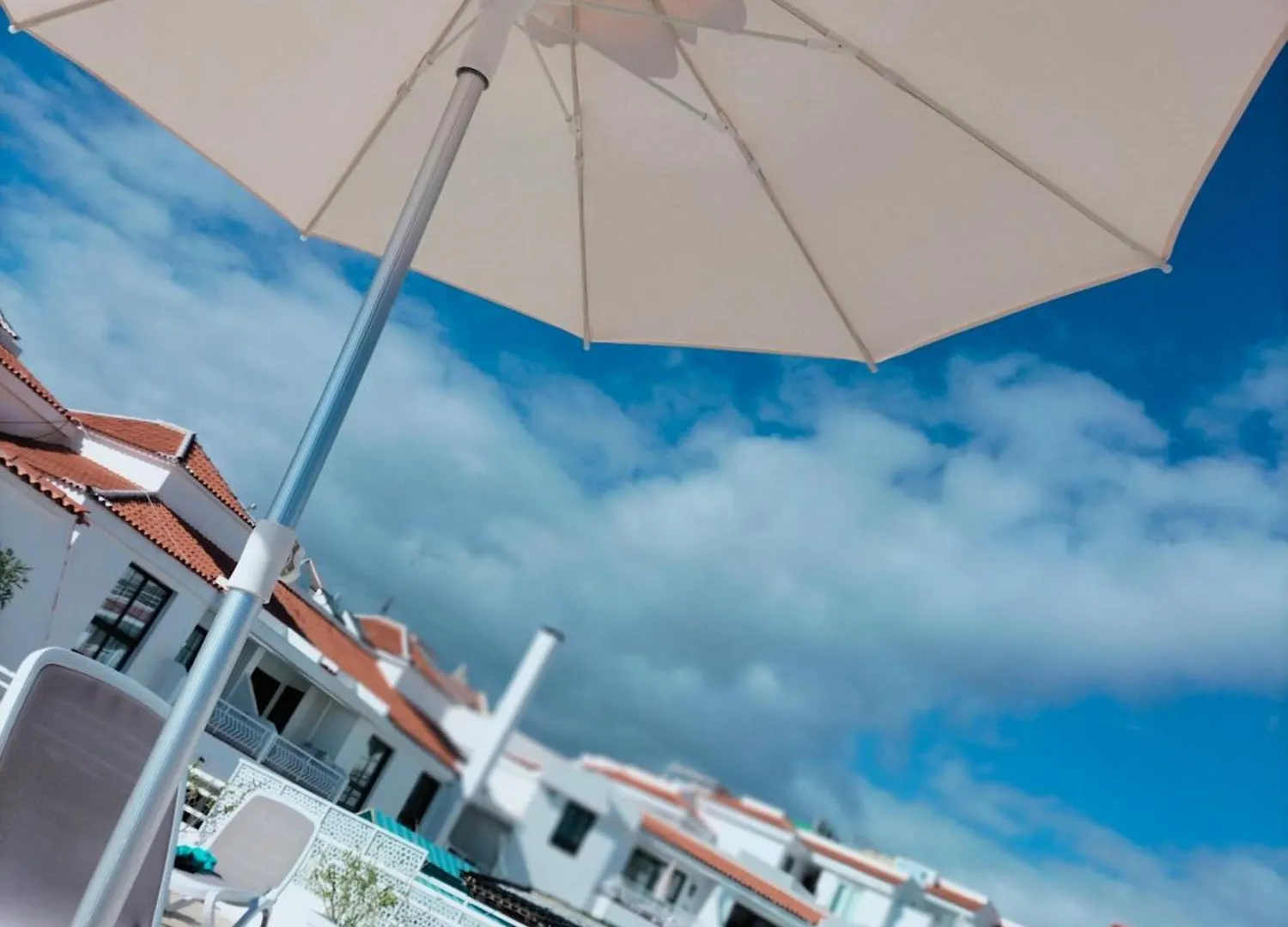 Los Cristianos Tipaki Home 0*, Los Cristianos (Tenerife) İspanya