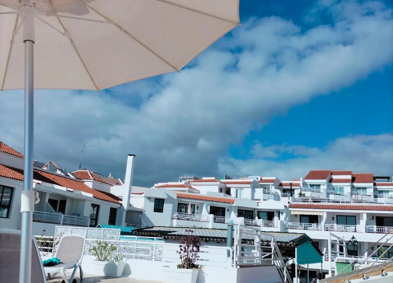 Los Cristianos Tipaki Home 0*, Los Cristianos (Tenerife)